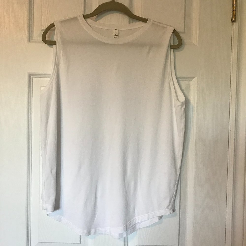Lululemon Brunswick Muscle Tank EUC, Size 8